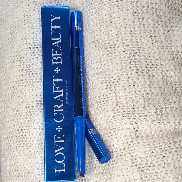 LOVE💠CRAFT💠BEAUTY Retractable Lip Liner + Brush in Mercury Maroon , 0.23g/0.0 - Picture 1 of 10